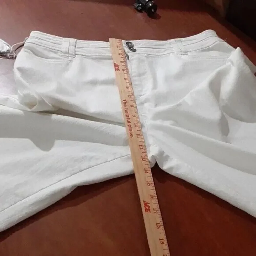 Christopher & Banks size 12 white cropped jeans - Picture 11 of 15